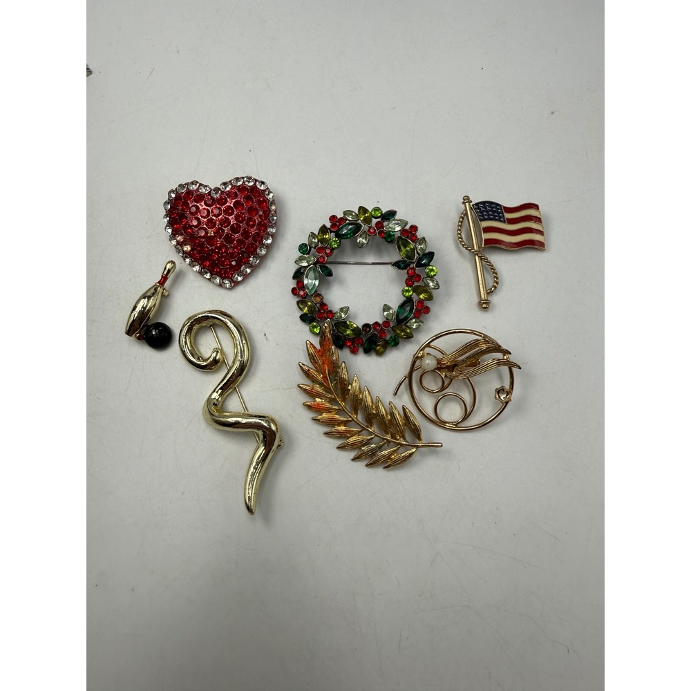 VTG‎ Brooch Lot Rhinestone Heart Christmas Wreath American Flag Leaf 7pc Repair